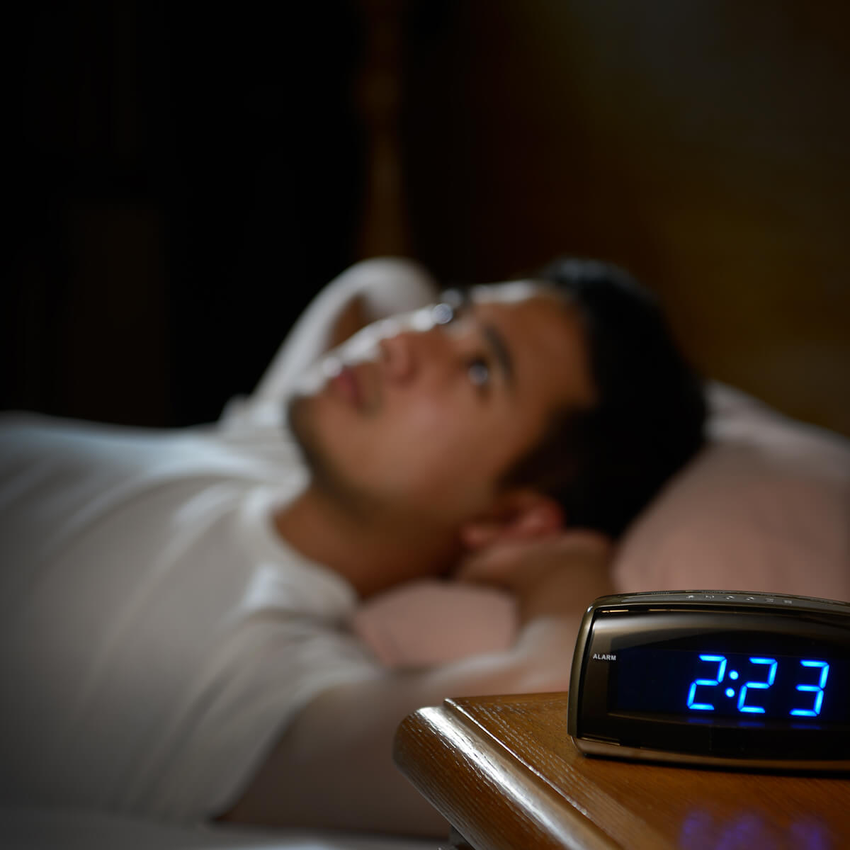 Why You Wake Up Anxious in the Middle of the Night
